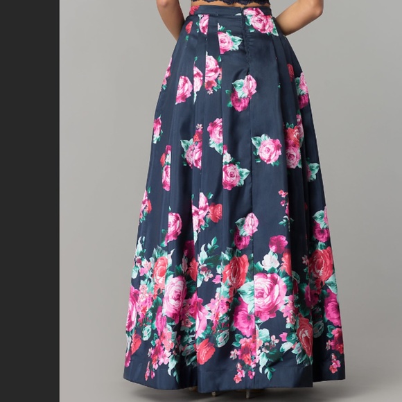 Floral-Print Navy Blue Satin Skirt - Picture 2 of 5